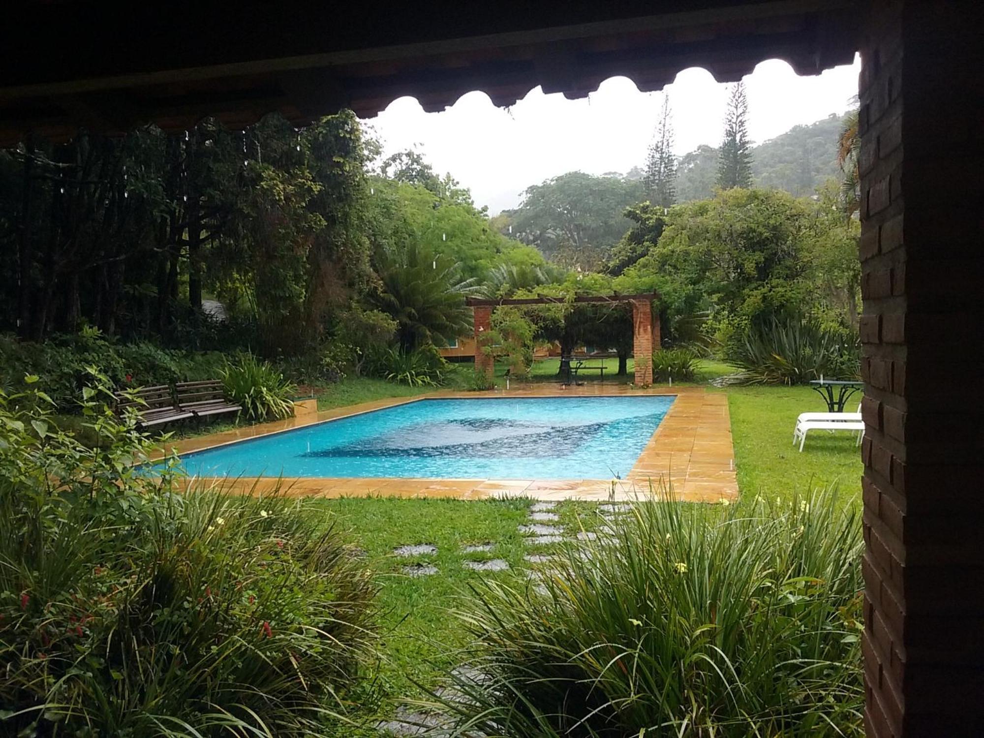 Estrada Do Carangola 2148 Amoedo Hotel Petrópolis Eksteriør billede